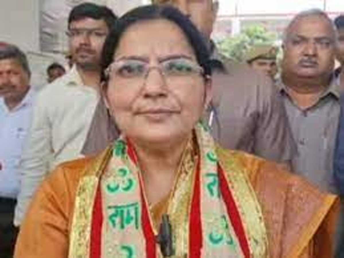 सरकार हमेशा से ही शिक्षकों के हित में काम करती रही है : रजनी तिवारी सरकार हमेशा से ही शिक्षकों के हित में काम करती रही है : रजनी तिवारी